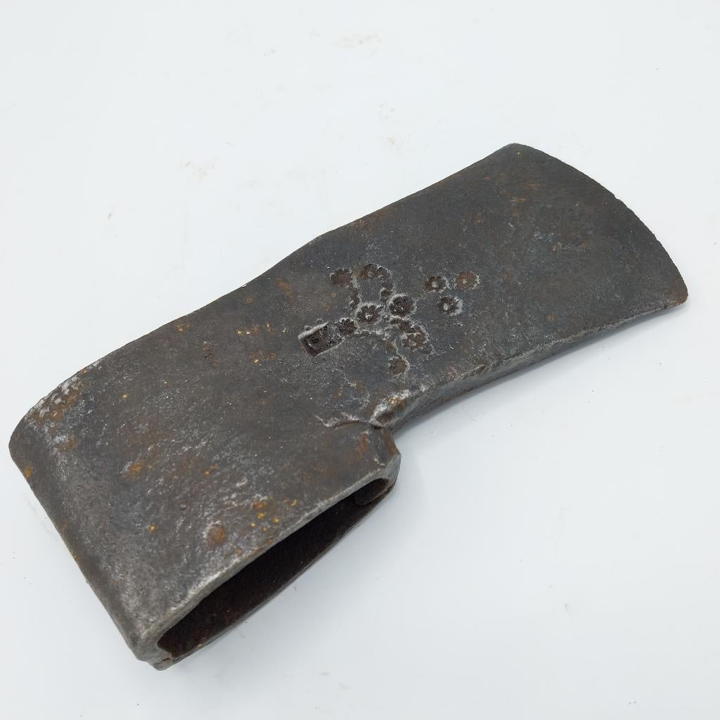 Oude bijlkop (45986-ML), Antiek en Kunst, Antiek | Gereedschap en Instrumenten, Ophalen of Verzenden