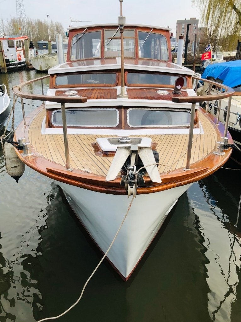 Klassiek motorjacht 10m Super Van Craft ontwerp Boegschroef, Gebruikt, Diesel, 110 cm, Walstroom
