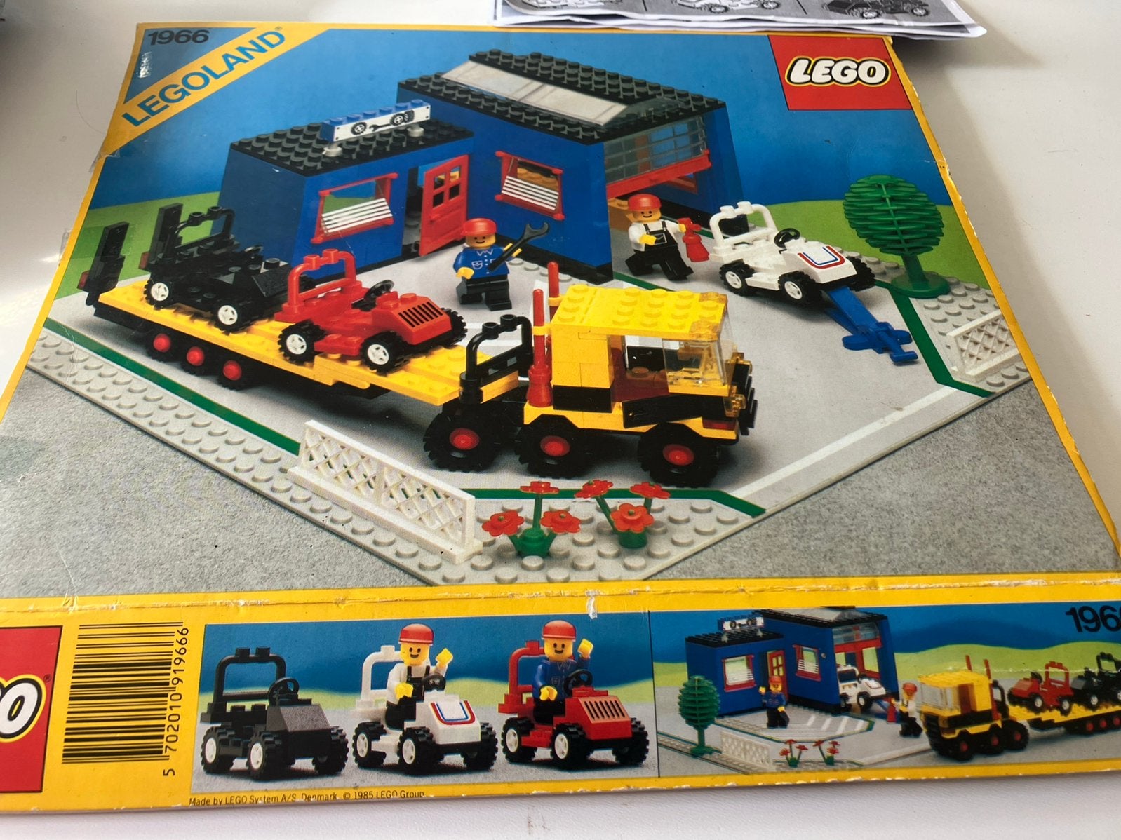 Lego car repair 1966 compleet en met kaft van de doos, Kinderen en Baby's, Speelgoed | Duplo en Lego, Ophalen of Verzenden, Zo goed als nieuw