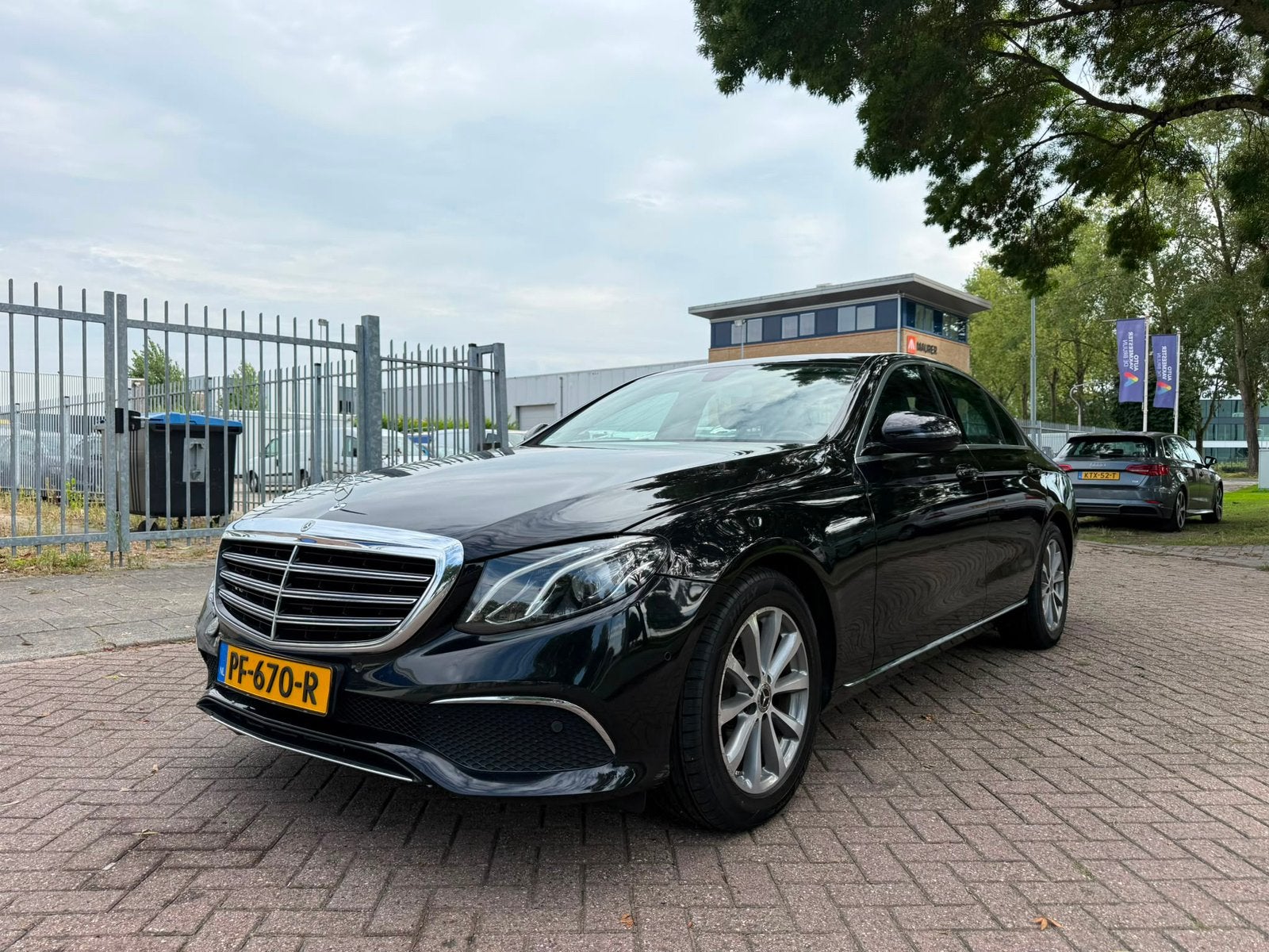 Mercedes-Benz E220d Sedan Prestige Plus 2017 | Automaat, Automaat, Achterwielaandrijving, 194 pk, 4 cilinders