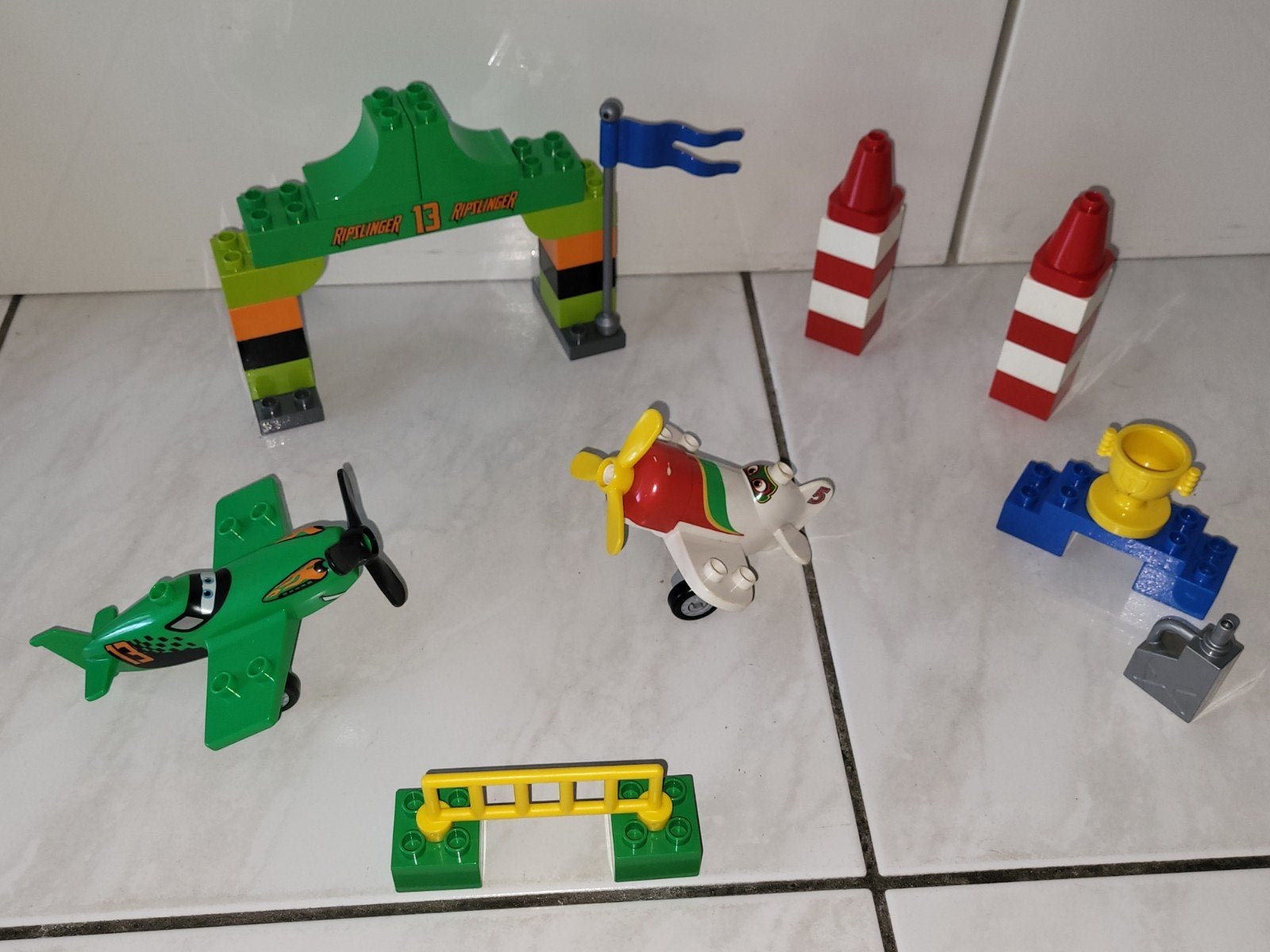 Duplo Disney Planes set, Kinderen en Baby's, Speelgoed | Duplo en Lego, Gebruikt, Ophalen of Verzenden, Duplo, Duplo