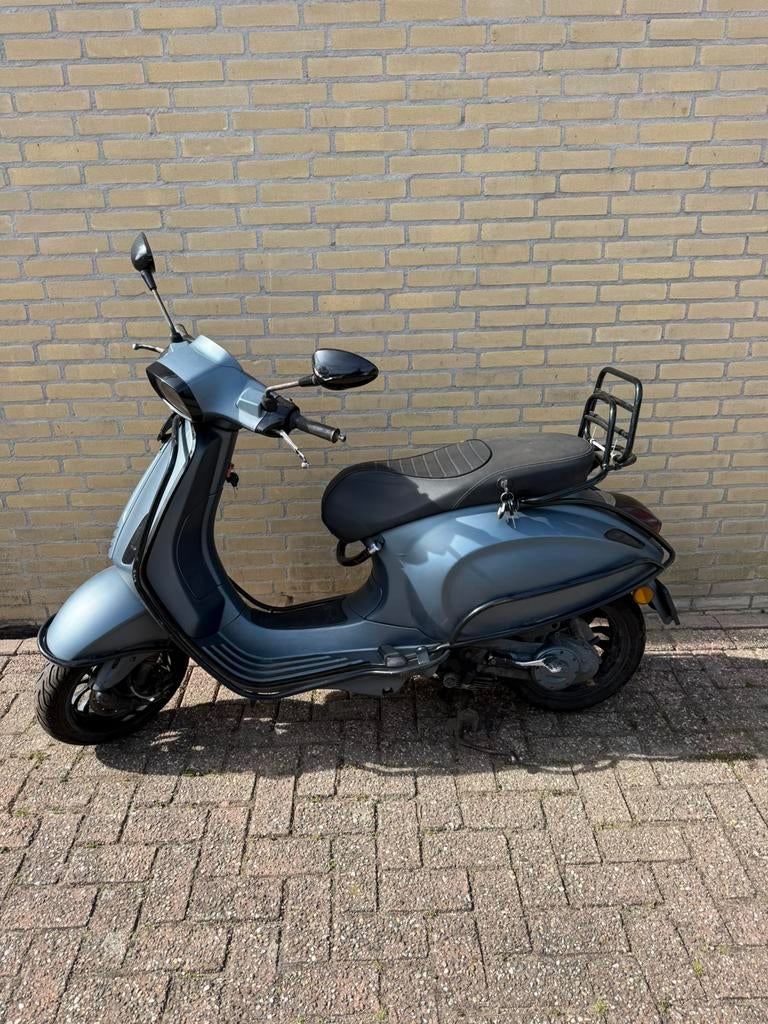 Vespa Sprint 2016 snor 4T 2v carburateur custom kleur full, Ophalen, Overige modellen, Zo goed als nieuw, Benzine