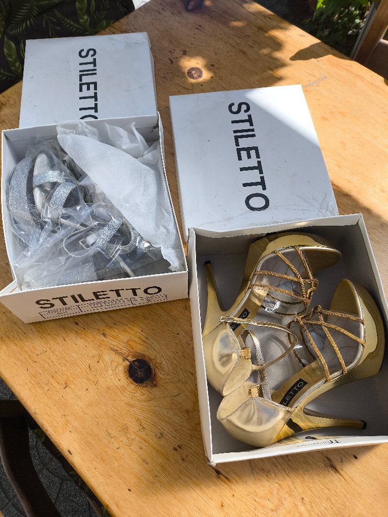 Hoge hakken, Overige kleuren, Nieuw, Ophalen of Verzenden, STILETTO