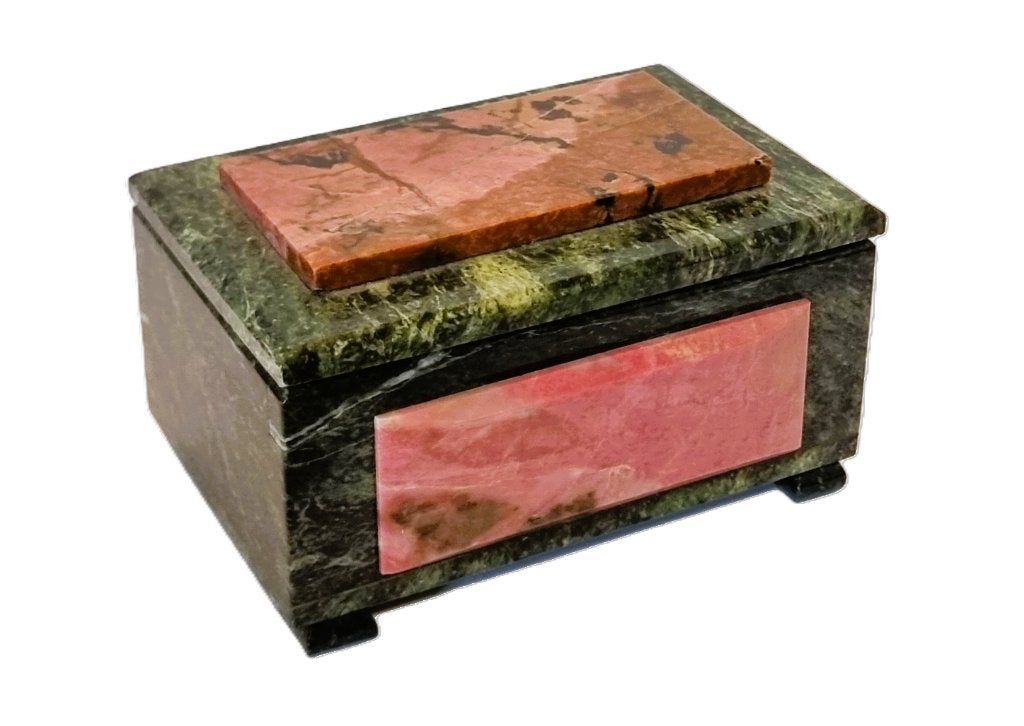 Art Deco doosje in serpentijn en roze rodoniet., Ophalen of Verzenden, Mineraal
