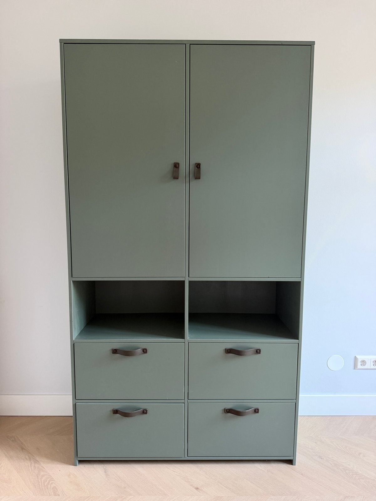 vtwonen Stage Kledingkast - Grenen - Soap - 185x103x40
