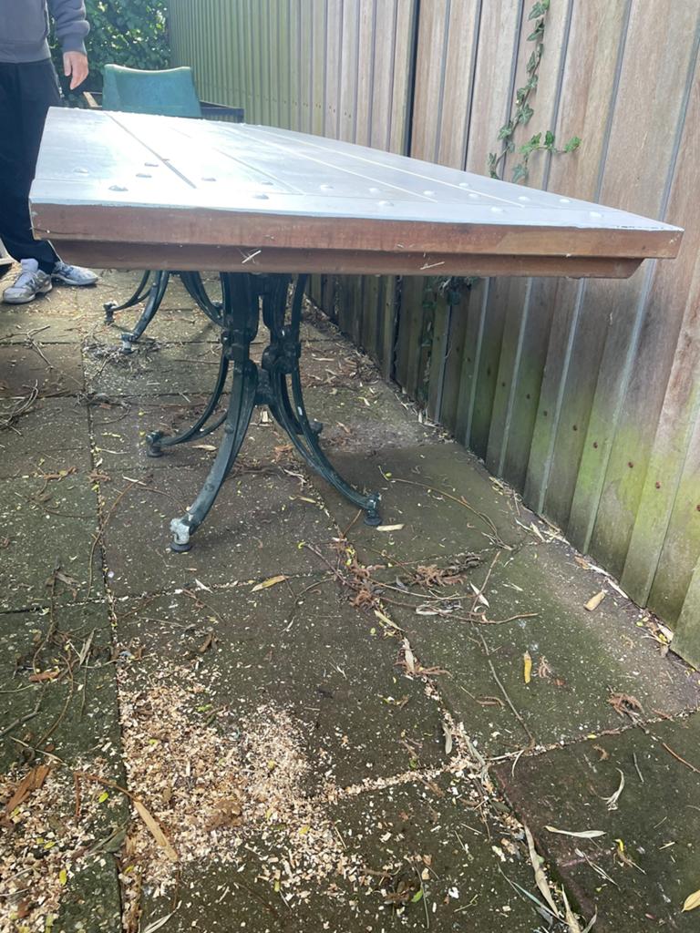 hardhouten tuintafel blad met 2x gietijzeren (alu) onderstel, Ophalen, Gebruikt, Rechthoekig, Hout