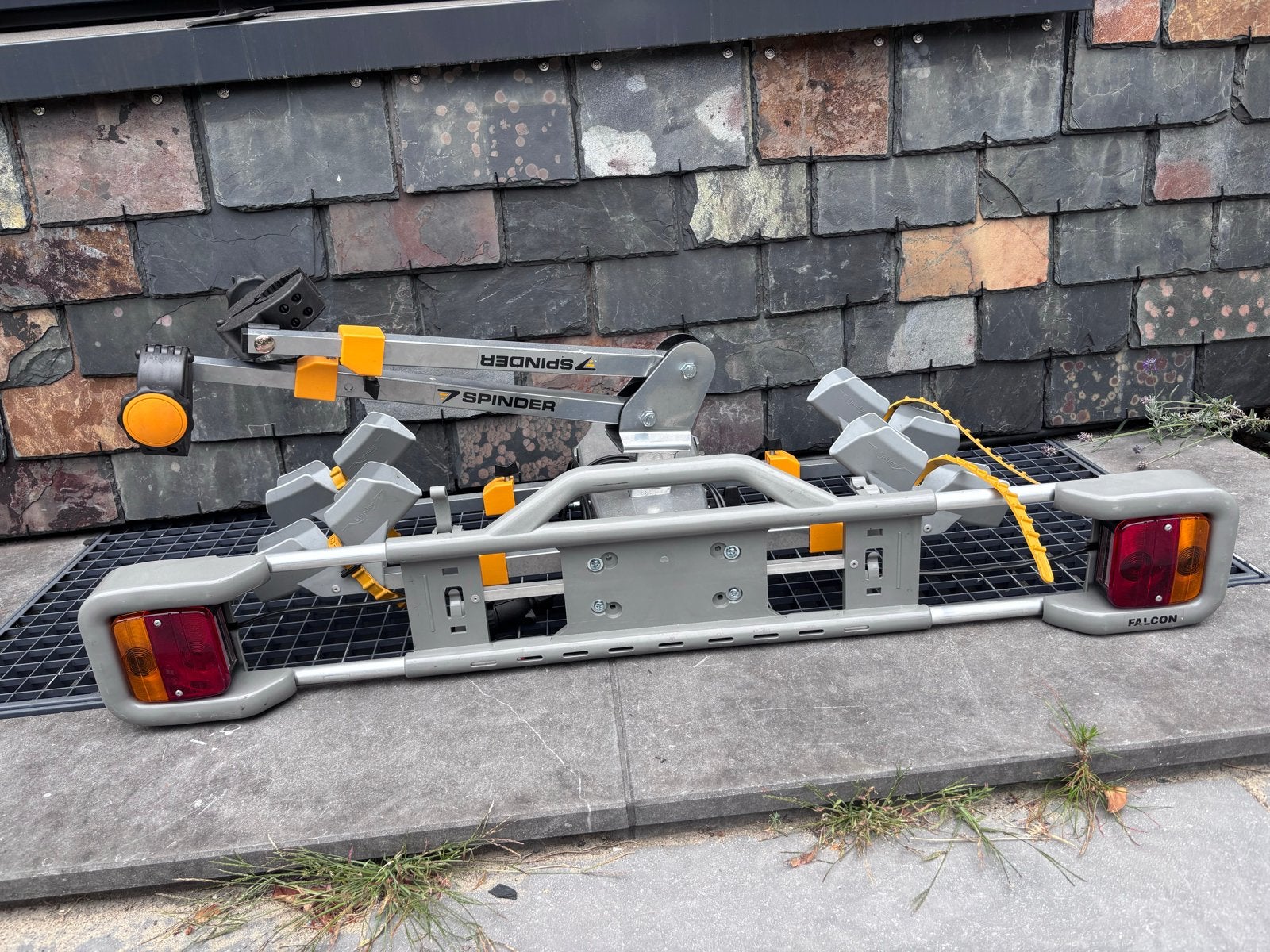 Spinder Falcon RC-2-FN fietsendrager voor 2 fietsen, Ophalen, Gebruikt, 2 fietsen, Trekhaakdrager