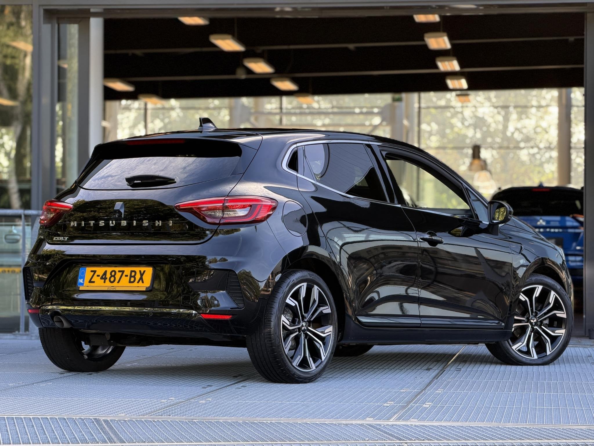 Mitsubishi Colt 1.0T First Edition 91PK | Achteruitrijcamera, Auto's, Voorwielaandrijving, Gebruikt, Euro 6, 1095 kg