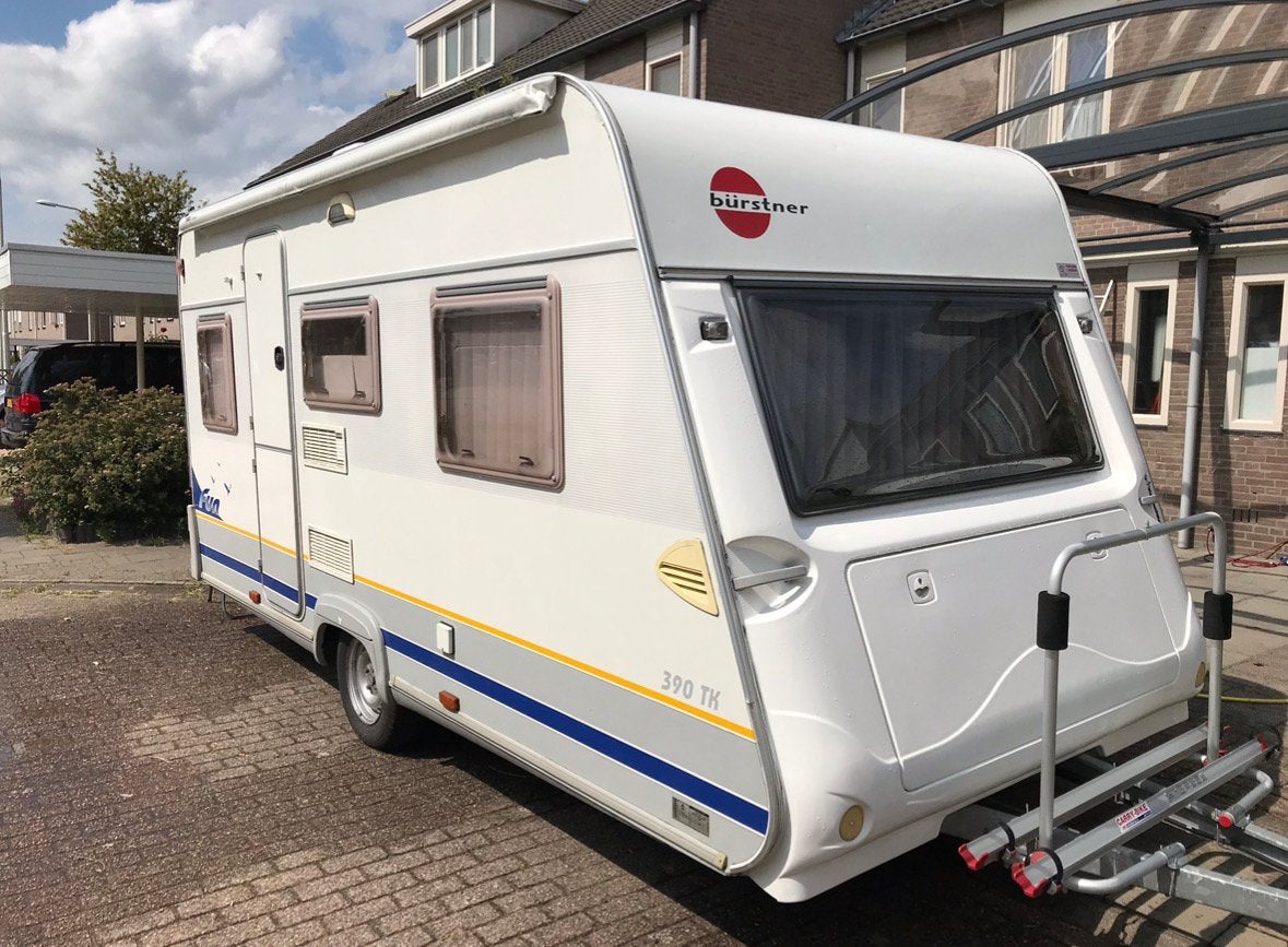 Burstner 390 TK fun 2002 stapelbed, Caravans en Kamperen, Caravans, Standaardzit, Fietsenrek, 750 - 1000 kg, Particulier