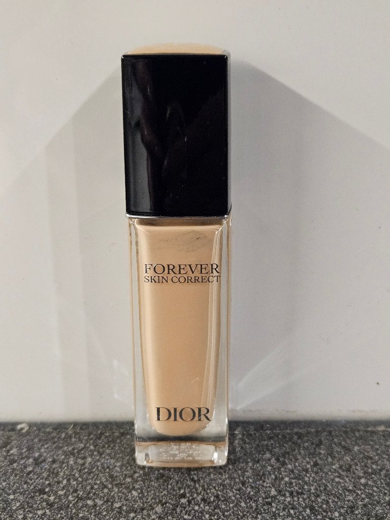 Dior Forever skin correct concealer 1N Neutral, Gebruikt, Gehele gezicht, Beige, Ophalen of Verzenden