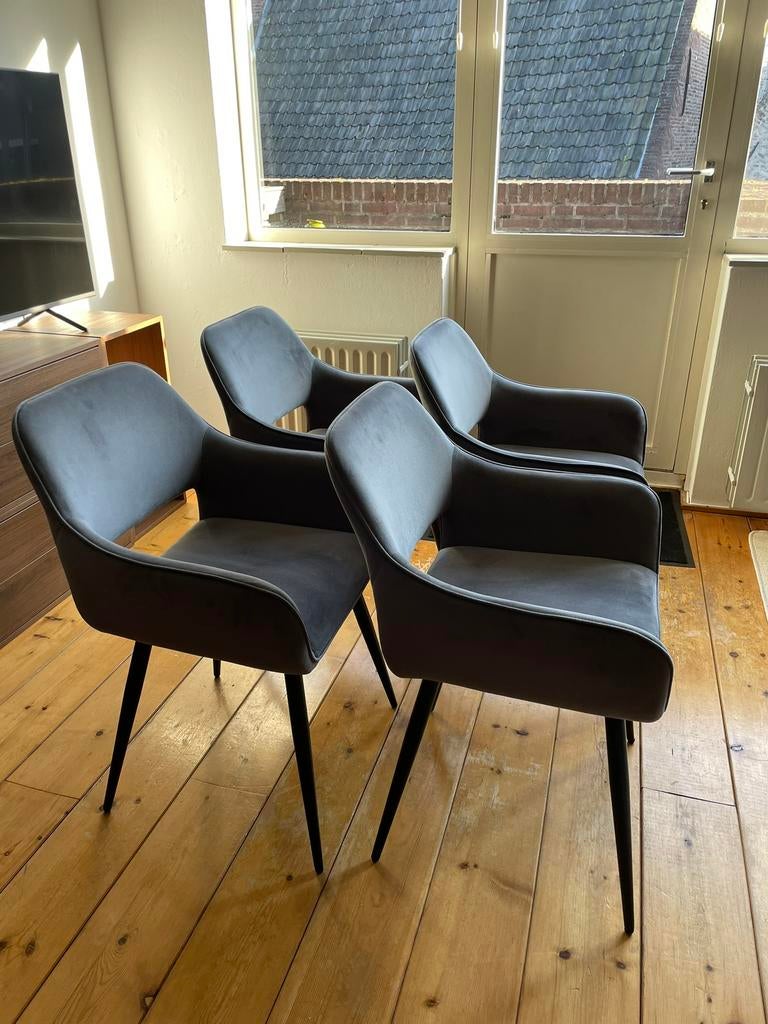 Woood Jelle eetkamerstoelen, Ophalen, Zo goed als nieuw, Grijs, Vier