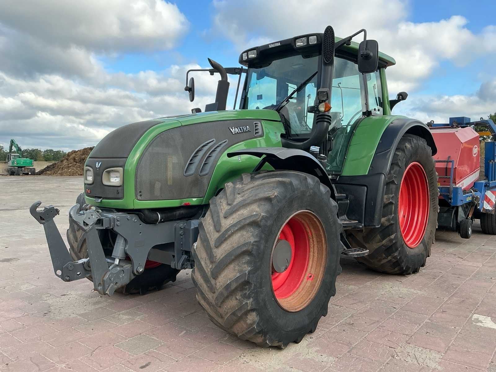 2014 Valtra T163 Vierwielaangedreven landbouwtractor, Zakelijke goederen, Gebruikt, Overige merken