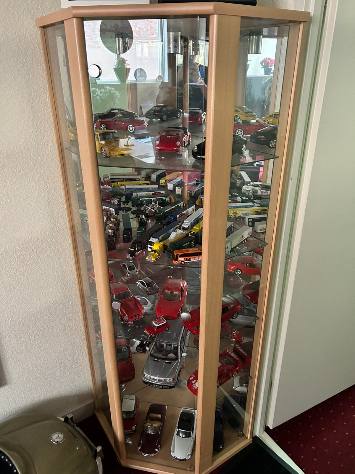 Hoekvitrinekast 4 legplanken 56x56x176cm, Ophalen, Met deur(en), 50 tot 100 cm, Zo goed als nieuw
