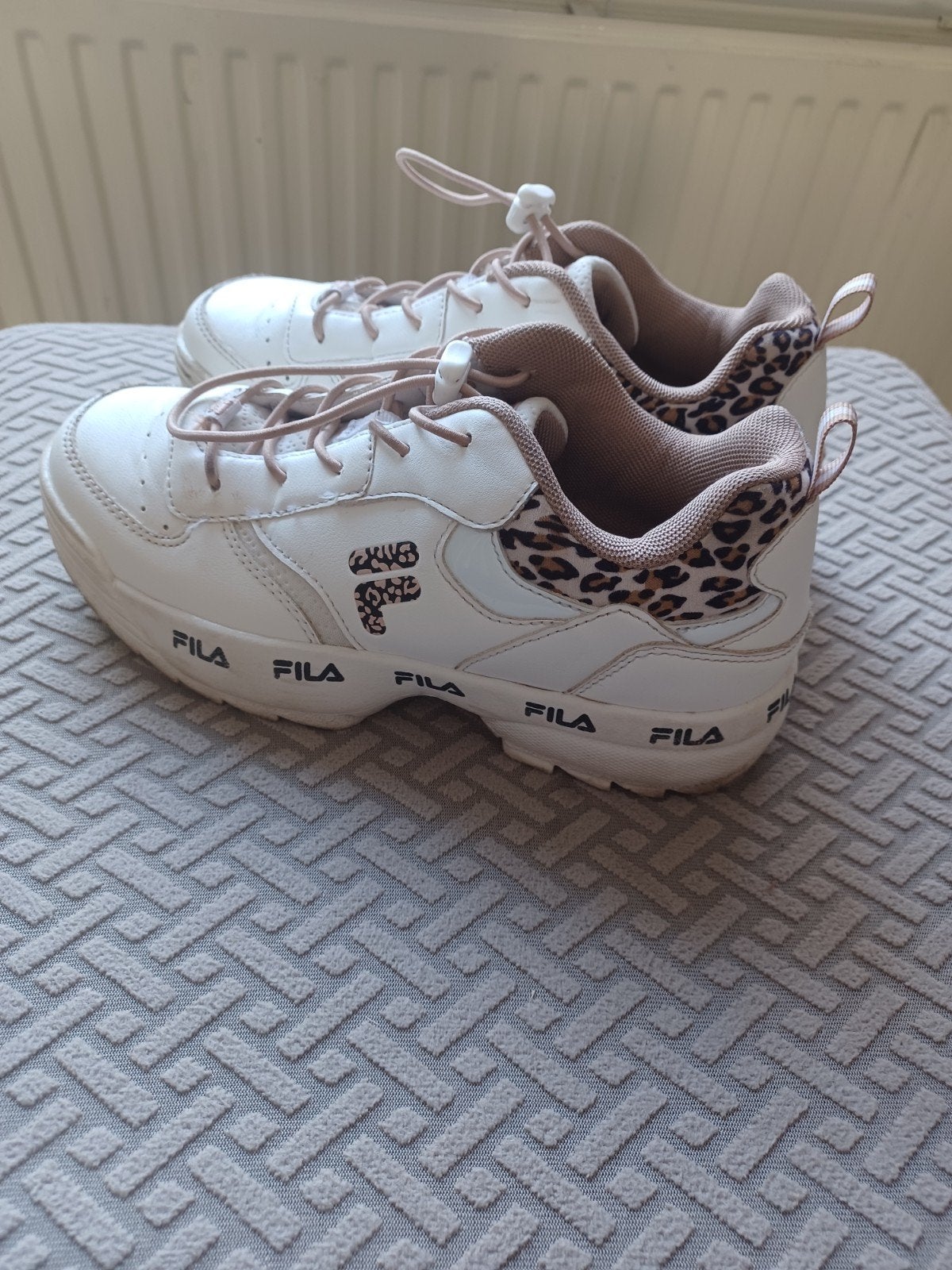 Als nieuw Fila sneakers maat 35., Fila, Meisje, Schoenen, Ophalen of Verzenden