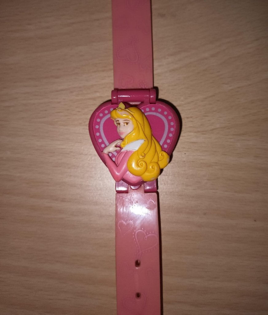 Disney horloge met 5 verwisselbare prinsessen, Ophalen of Verzenden, Overige figuren, Zo goed als nieuw, Overige typen