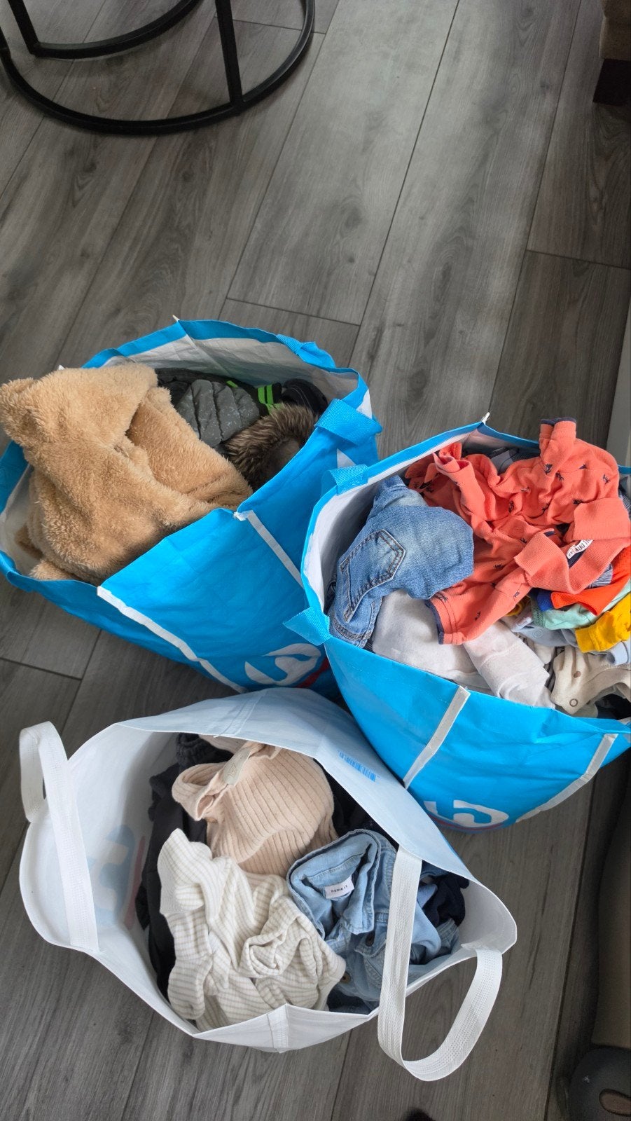 partij kleding, Ophalen