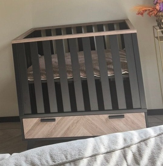 Box visgraat beige zwart, Ophalen, Gebruikt