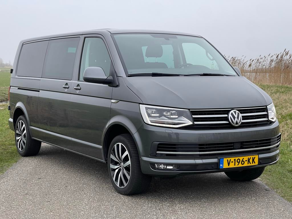 Volkswagen Transporter 2.0 TDI 204pk L2H1 Dubbele cabine, Zwart, 4 cilinders, Origineel Nederlands, Diesel