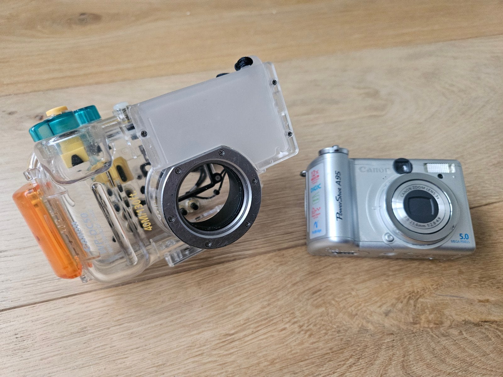 Canon PowerShot A95 met onderwaterhuis WP-DC50, Gebruikt, Canon, Ingebouwde flitser, Ophalen of Verzenden