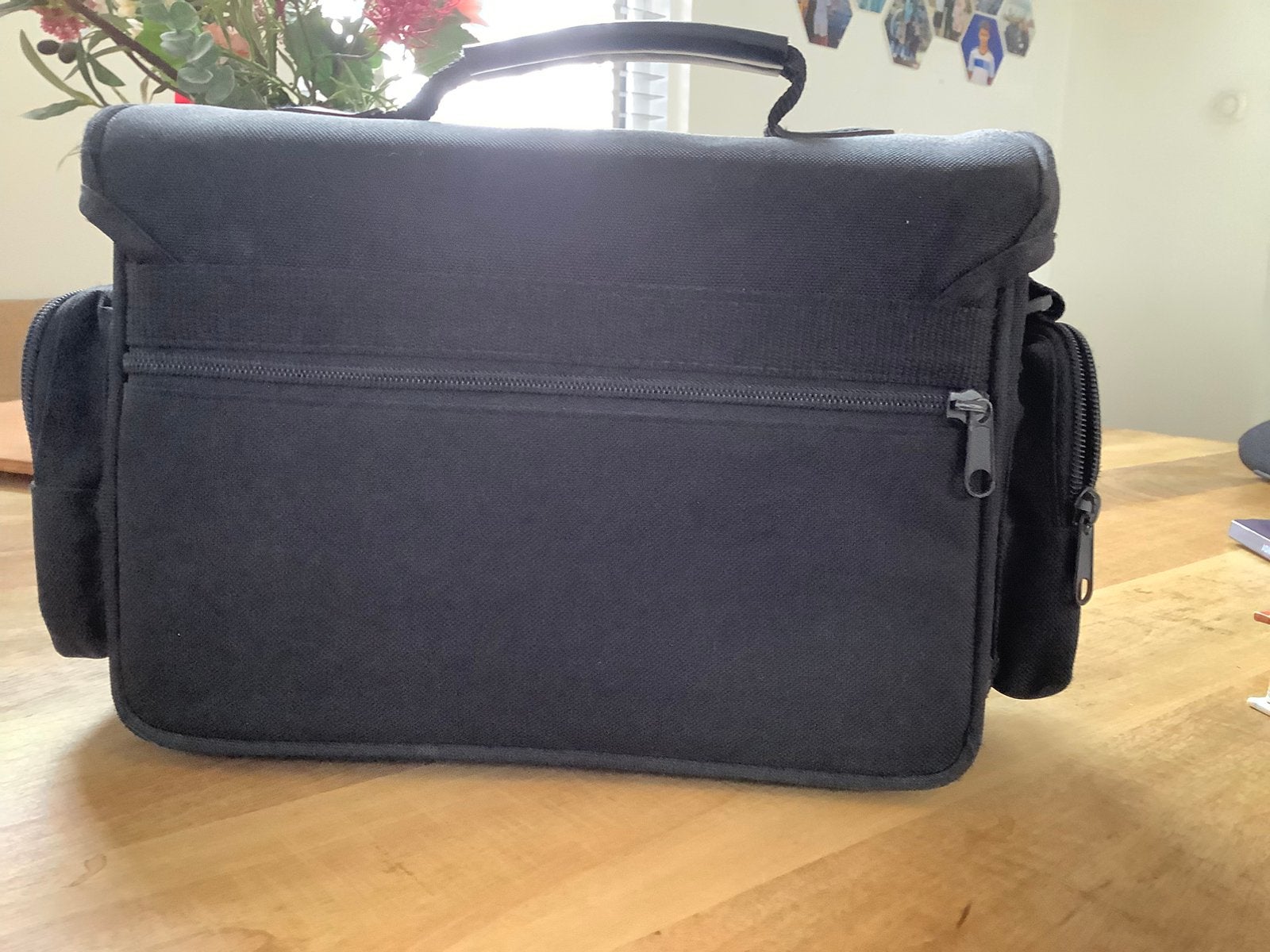 Foto tas en boeken., Audio, Tv en Foto, Opbergvakken, Ophalen of Verzenden, Zo goed als nieuw, Zwart