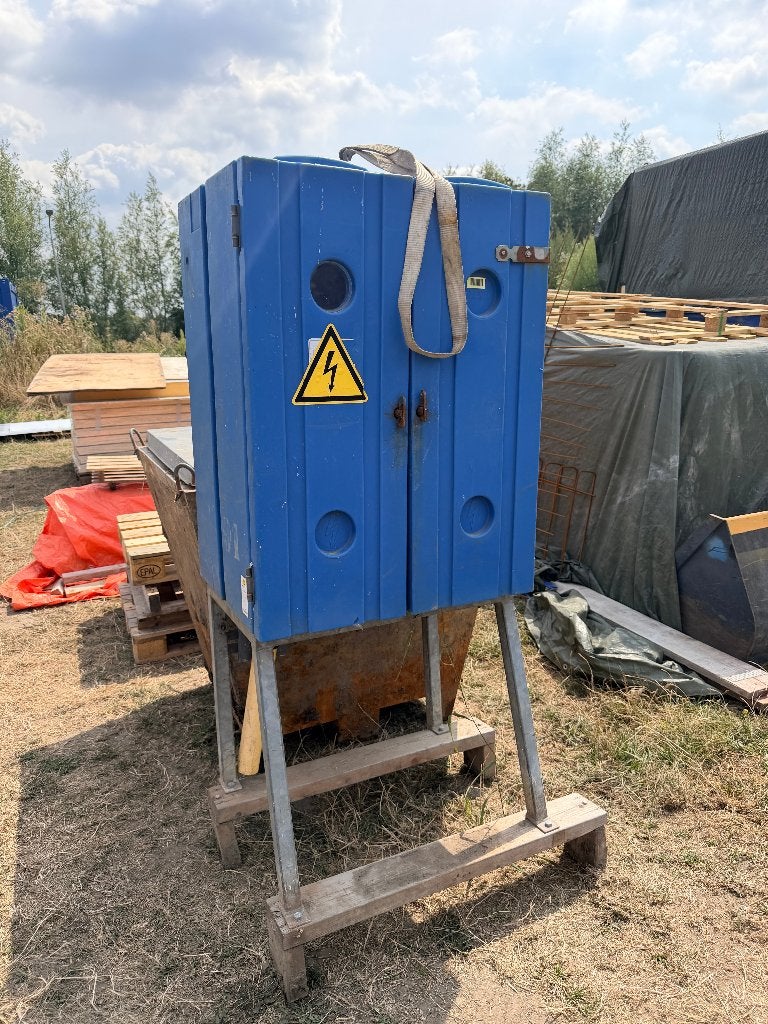 Bouwmeterkast met bouwwaterput (setprijs), Ophalen, Gebruikt, Overige merken, Groepenkast