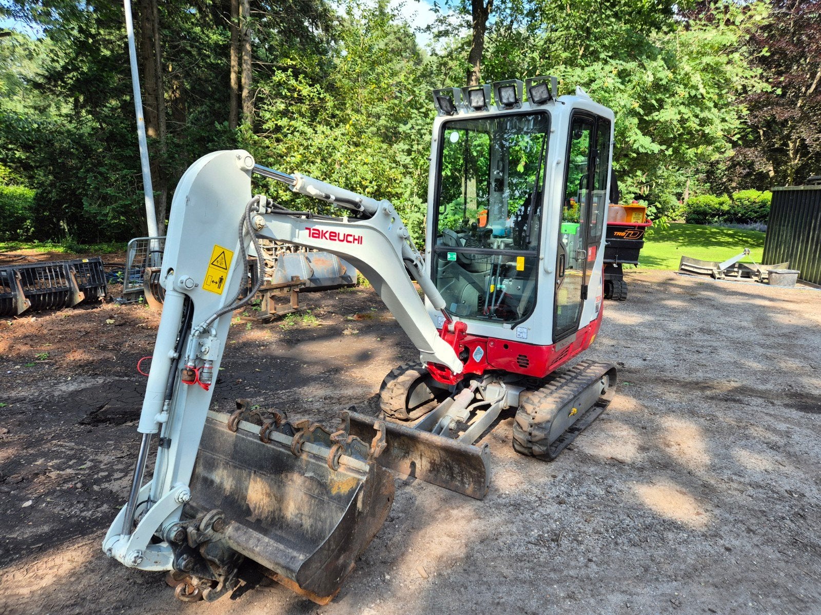Takeuchi TB216 LSA Extra Minigraver | 2021 | 1098 uur | Hydr, Ophalen of Verzenden, Graafmachine