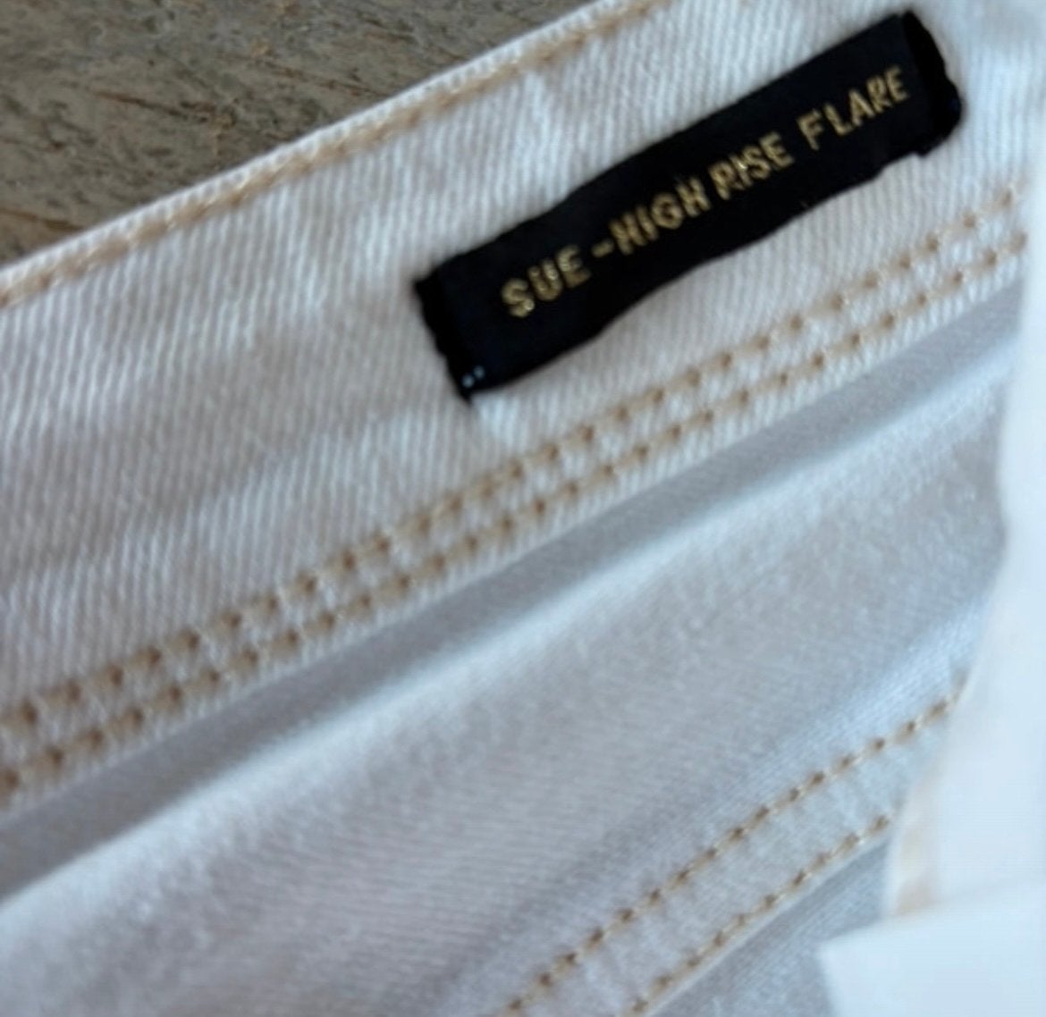 Seven Sisters Sue-High Rise Flare Jeans W30 L32, Wit, Maat 42/44 (L), Ophalen of Verzenden, Zo goed als nieuw