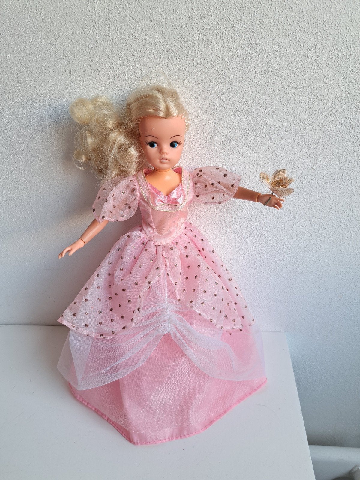 outfits voor barbie sindy fleur excl pop 2 euro per foto, Ophalen of Verzenden, Gebruikt, Kleertjes