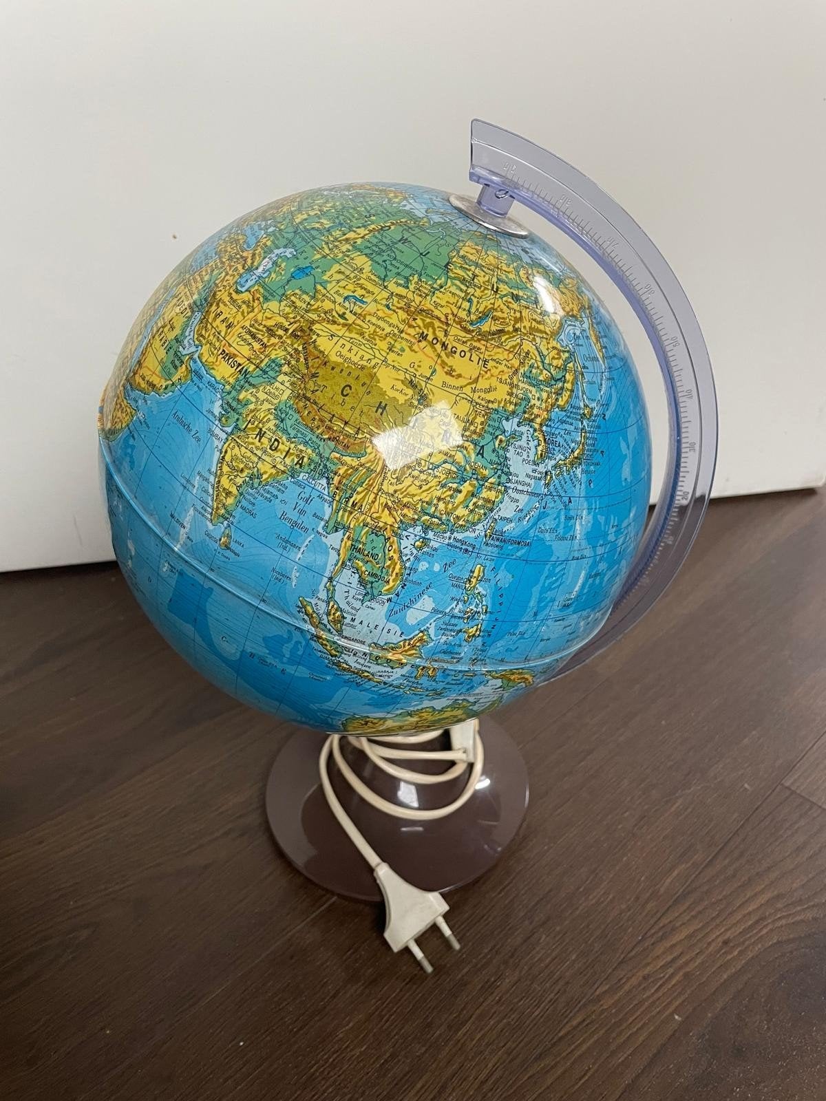 Verlichte Wereldbol, Gebruikt, Kunststof, Verlicht, Ophalen of Verzenden