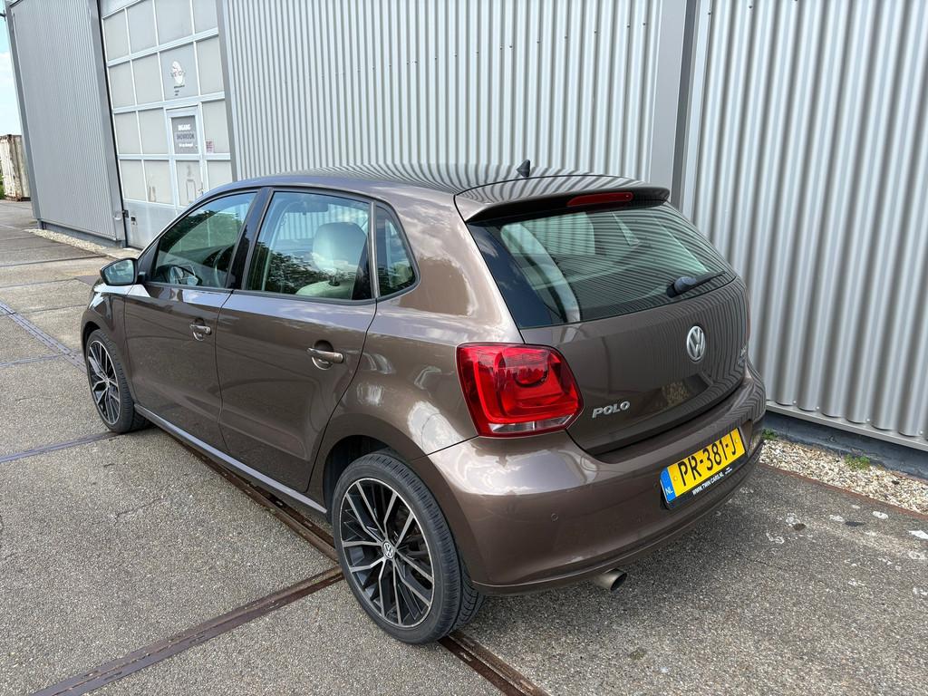 Volkswagen Polo 1.6 TDI BlueMotion Trendline, Voorwielaandrijving, Euro 5, Gebruikt, Bruin