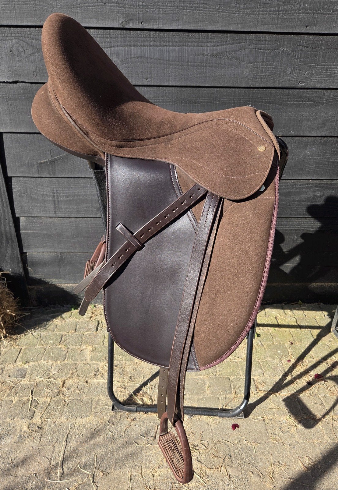Te koop, Bruin Dressuurzadel, Dieren en Toebehoren, Ophalen of Verzenden, Gebruikt, Dressuur