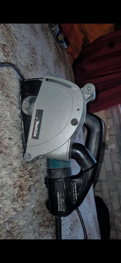 Makita sleuven frees / fressmachine koolborstels defect, Ophalen of Verzenden