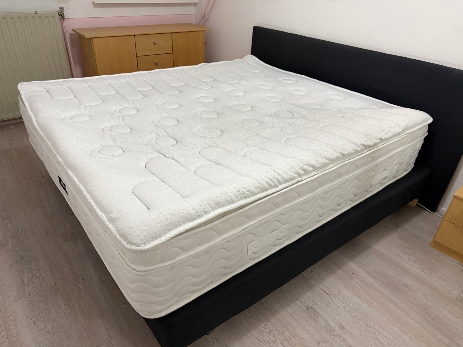 Boxspring met matras 180x200 cm, Huis en Inrichting, Ophalen, Zo goed als nieuw, Tweepersoons, 180 cm