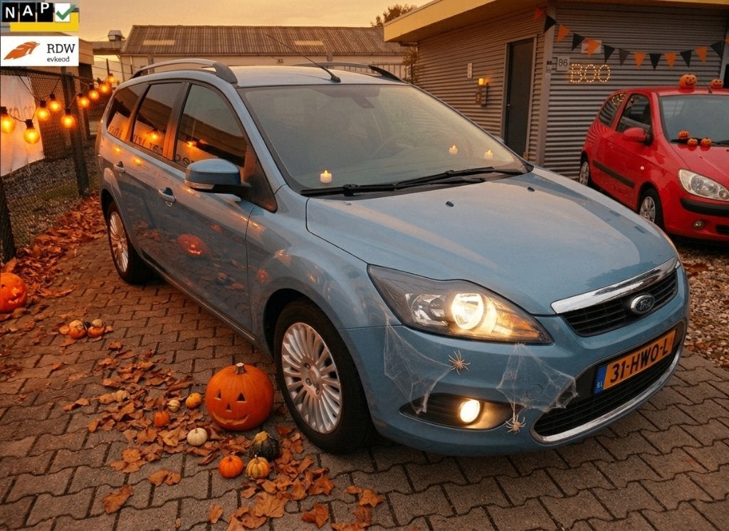 Ford Focus 1.6 16V 100PK 2009 Blauw TREKHAAK!! NETTE AUTO!!, 1596 cc, Zwart, 4 cilinders, 100 pk