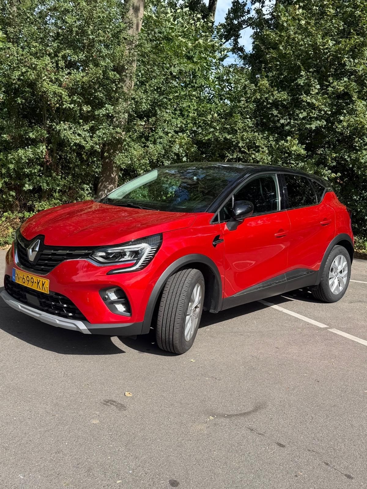 Renault Captur TCe 90pk GPF 2021 Rood metallic lak, Auto's, Voorwielaandrijving, Origineel Nederlands, 1200 kg, Particulier
