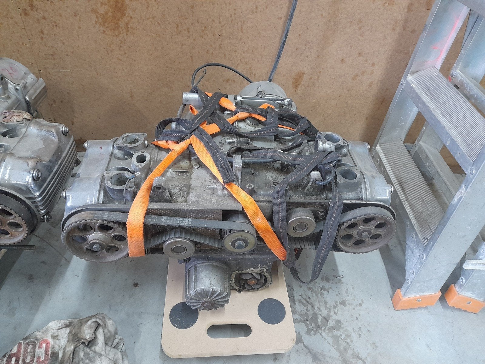te koop 2x honda gl 1000 motorblokken, Ophalen
