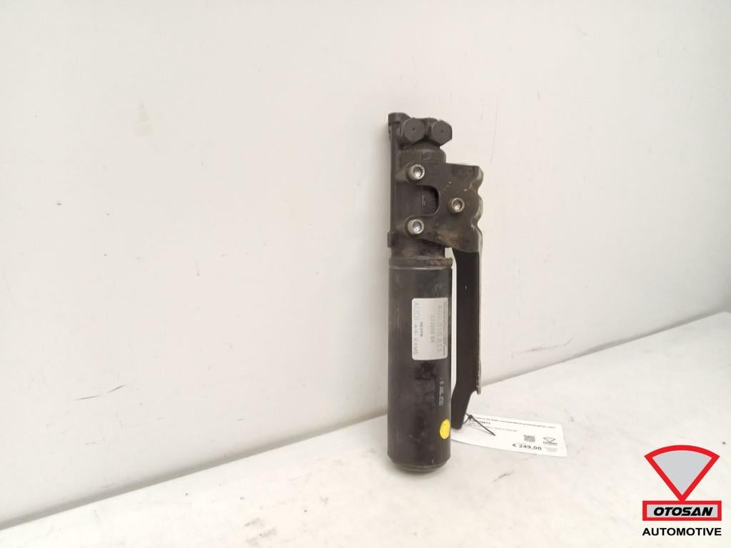 Audi RS6 C7 4G Avant Schokdemper Achterbumper L 4G0616813, Gebruikt, AUDI AG, Auto-Union-Strasse 1
85045  Ingolstadt, DE, Bumper