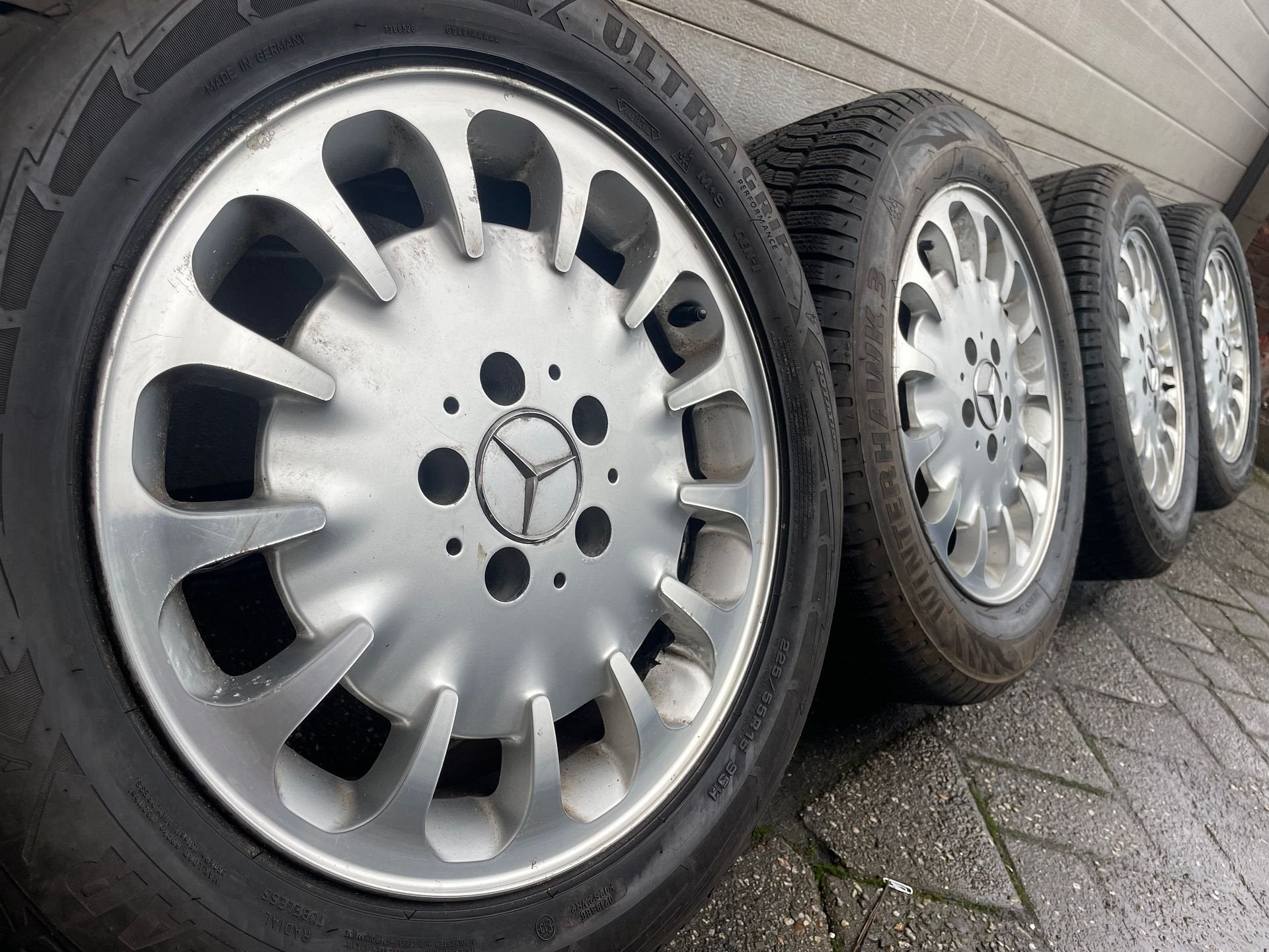 16 ‘ Mercedes E C klasse W203 W211 W210 velgen winterbanden, Gebruikt, -, Banden en Velgen, 225 mm