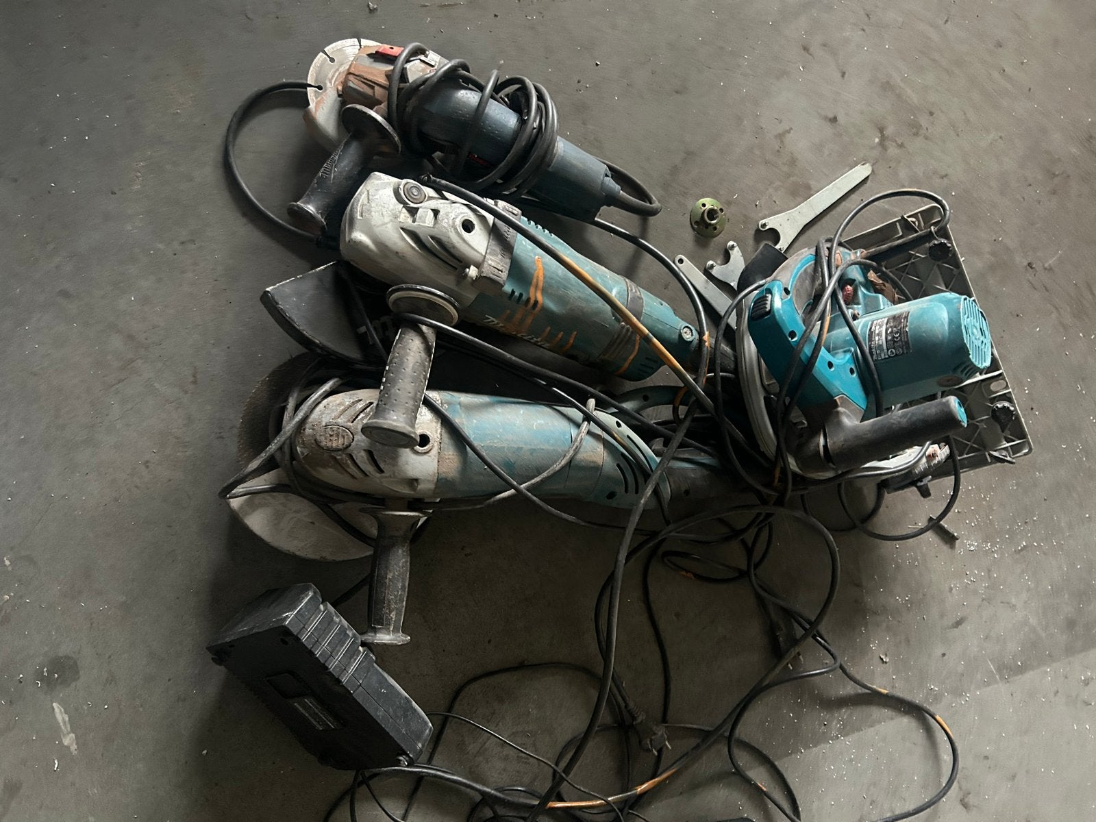 Partij slijpmachines en cirkelzaag - Gebruikt, Ophalen, Gebruikt, Haakse handslijpmachine