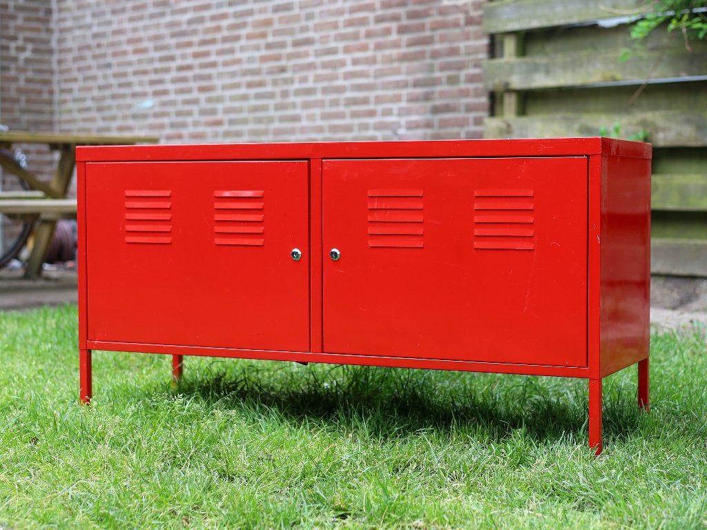 Ikea PS metalen kast rood, Ophalen, Gebruikt