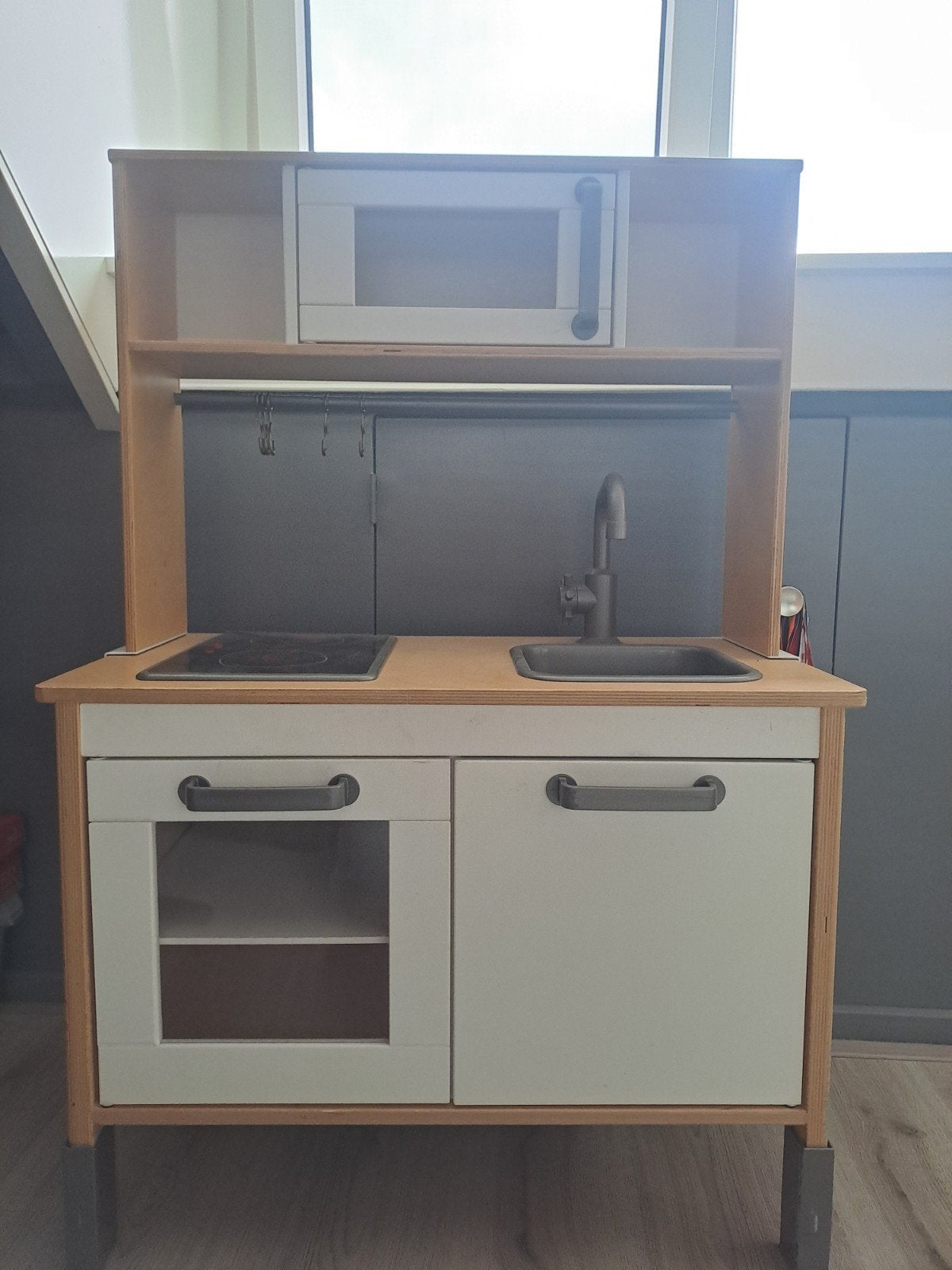 Houten speelkeuken met magnetron, kookplaat en kraan, Ophalen, Gebruikt, Hout, Speelkeuken