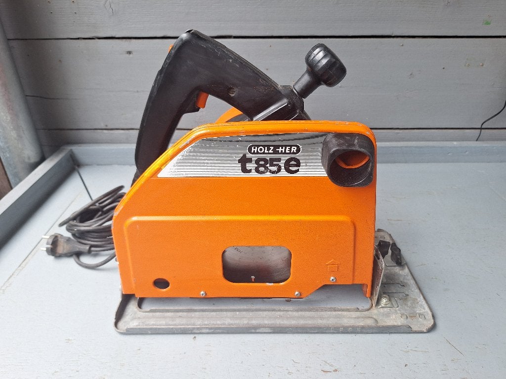 Holzher T85E 2120 inval cirkelzaag 1700w, Doe-het-zelf en Verbouw, Gebruikt, Cirkelzaag, 70 mm of meer, Ophalen of Verzenden
