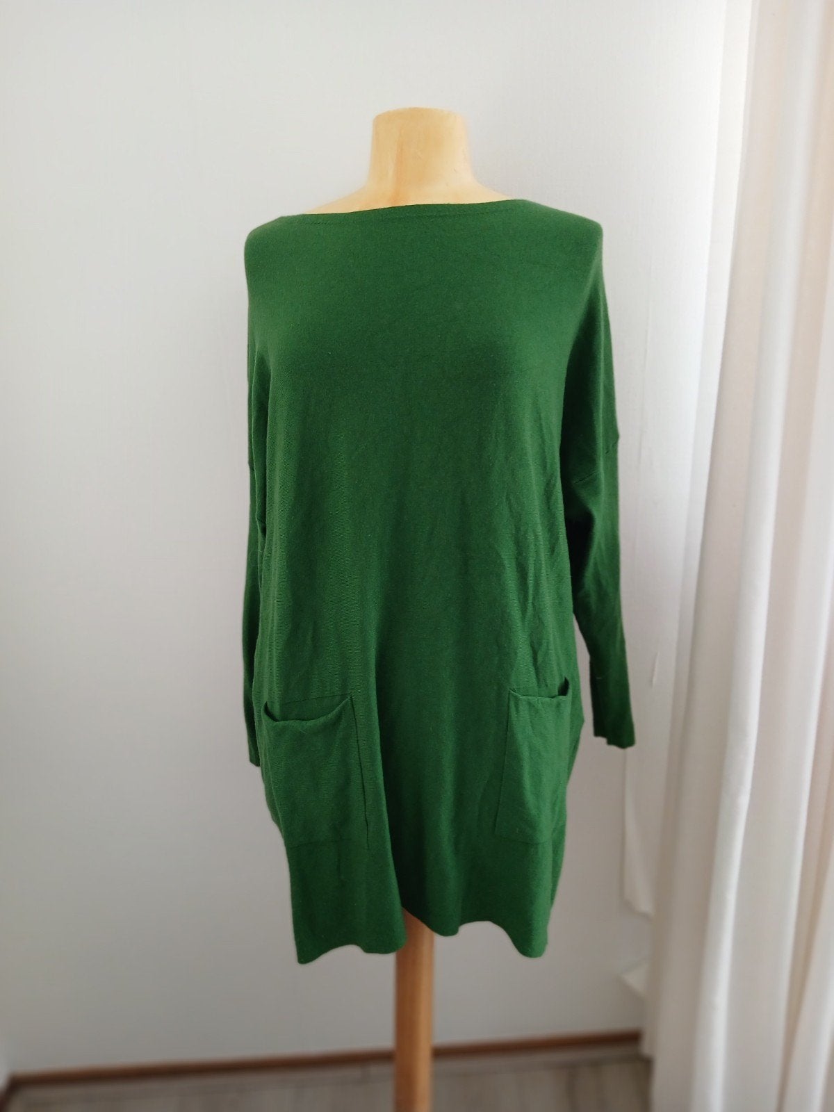 nieuwe lange trui  mt 46 groen, Kleding | Dames, Truien en Vesten, Verzenden, Nieuw, Maat 46/48 (XL) of groter, Groen