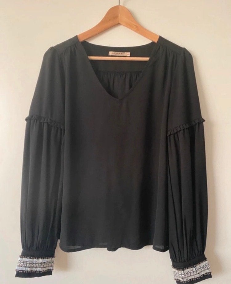 Azara Zwarte Blouse met Ruches en Pailletten - Maat S/M, Kleding | Dames, Ophalen of Verzenden, Zo goed als nieuw, Maat 38/40 (M)