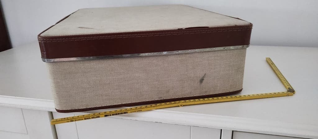 K714 VINTAGE jaren 50 koffer linnen/kunstleder zeer fraai, Overige materialen, Gebruikt, 50 tot 60 cm, Onbekend