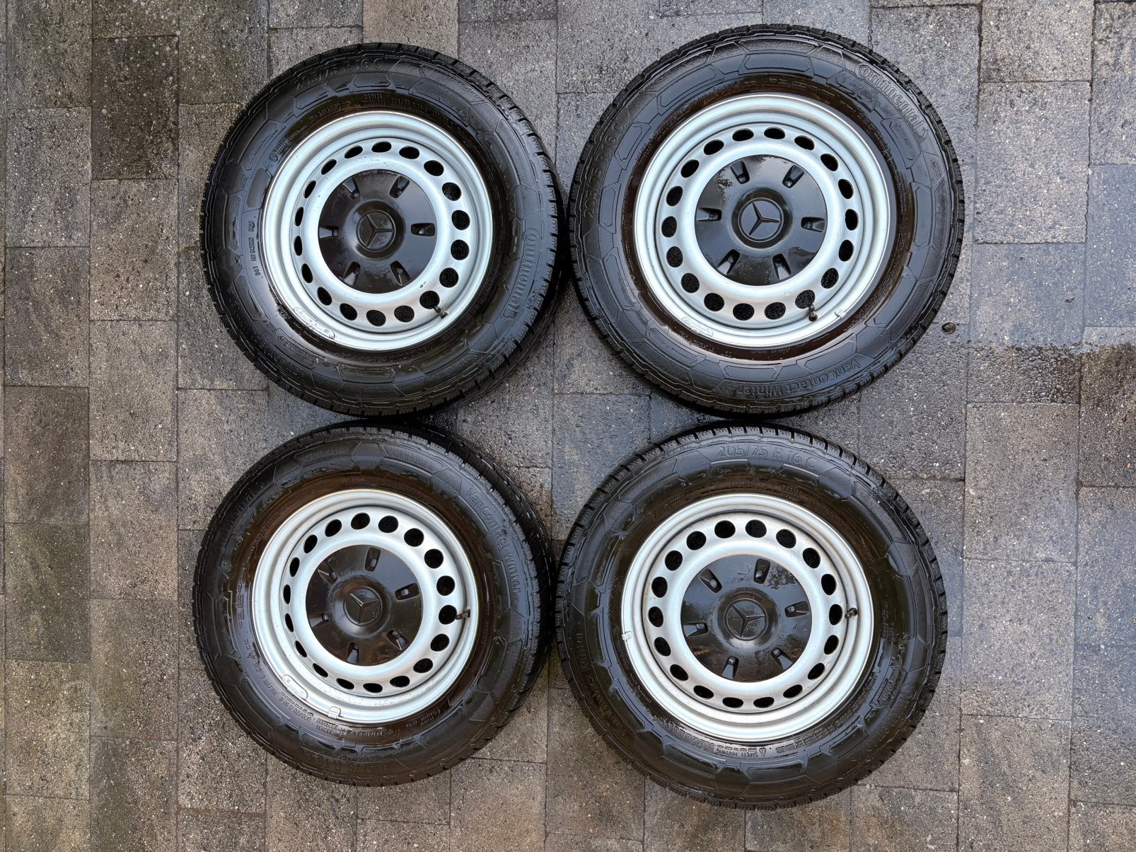 Continental 16 inch mercedes sprinter wielen, in goede staat, Ophalen