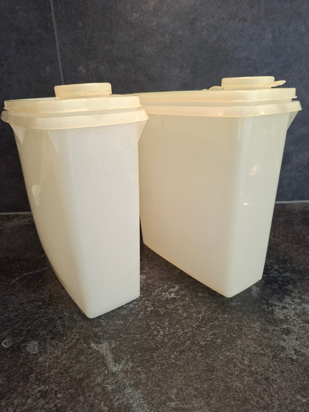 2 Tupperware opbergdozen - Handig en Duurzaam, Gebruikt, Luchtdicht, Bewaardoos, Ophalen of Verzenden