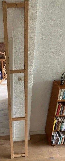 Lundia staanders 248 hoog,  30 diep, Ophalen, Gebruikt, 25 tot 50 cm, 200 cm of meer