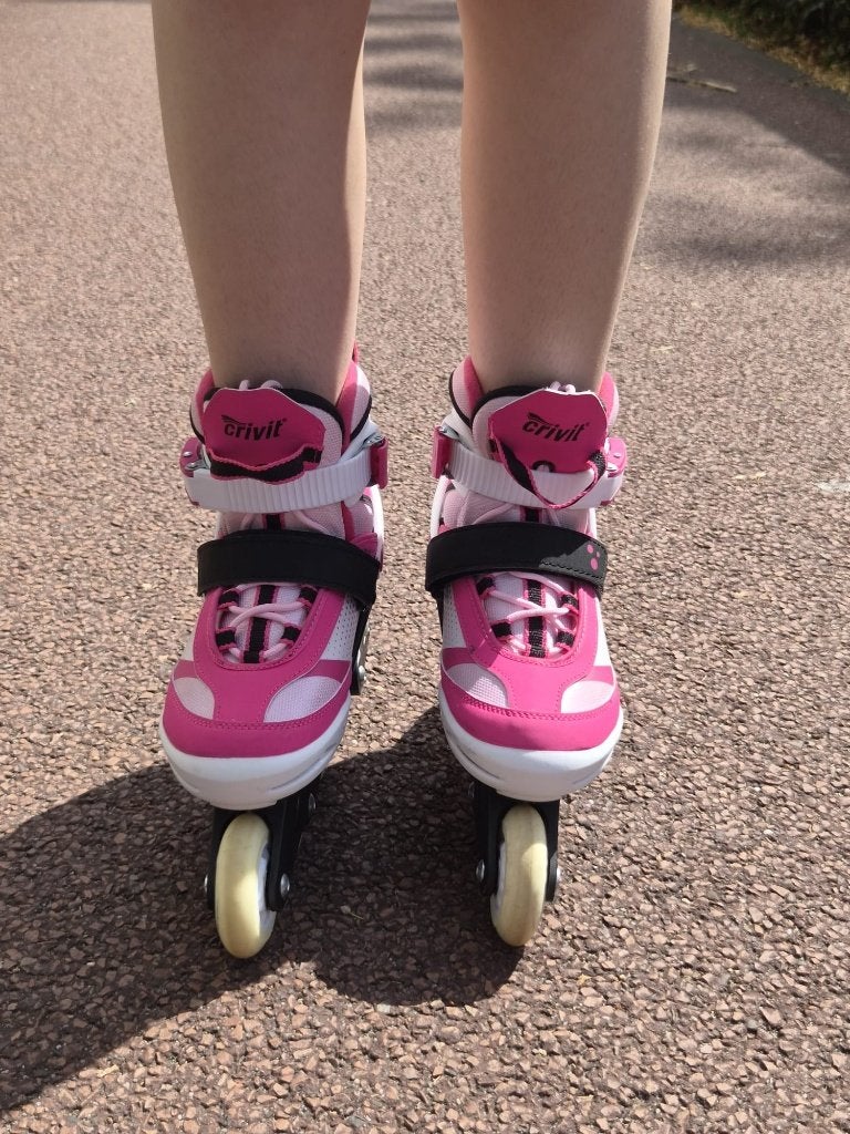 Skeelers met gratis helm, Overige merken, Gebruikt, Kinderen, Ophalen of Verzenden