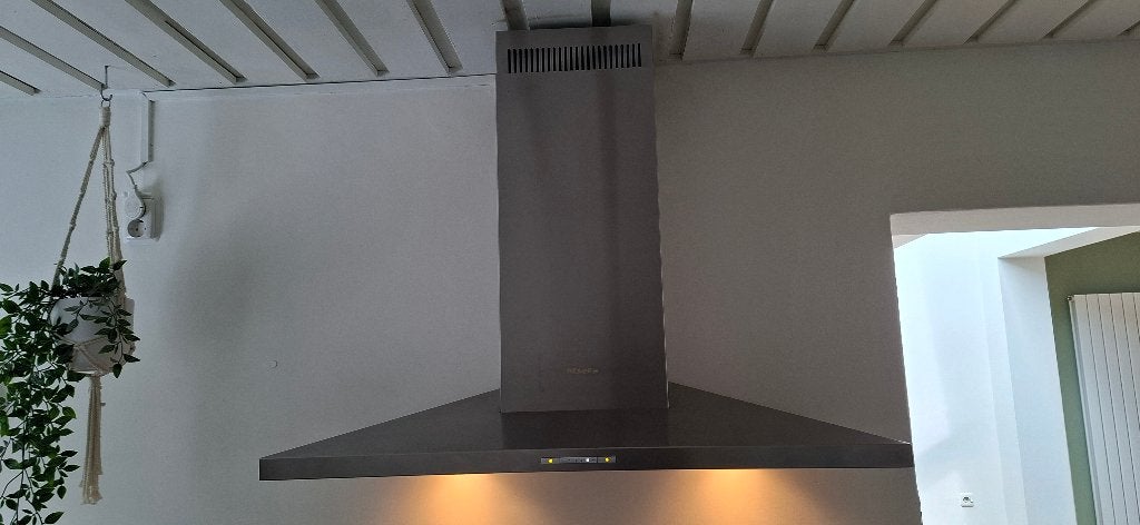 Miele DA399-06 afzuigkap recirculatie, Ophalen, Gebruikt, Wandschouwkap, Motor